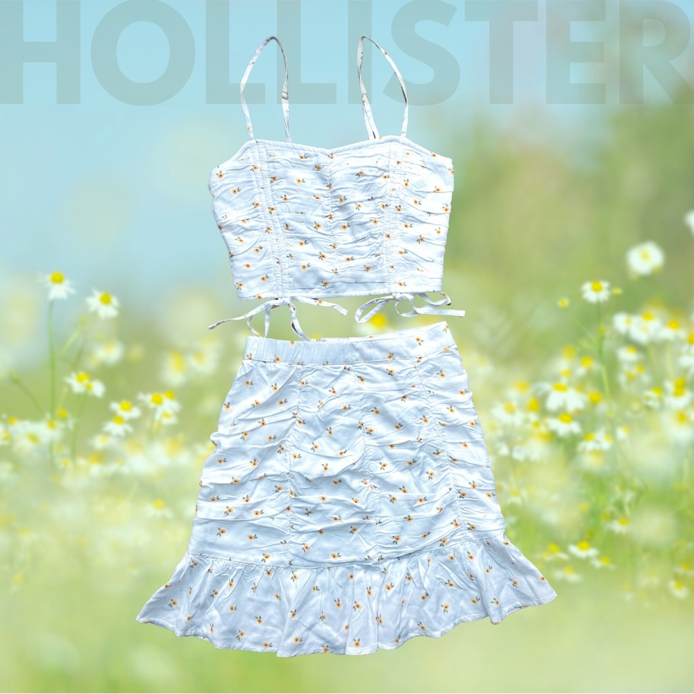 Hollister two piece skirt and crop top NWOT